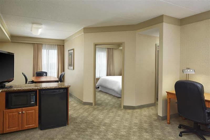 Four Points By Sheraton Kitchener-Waterloo Buitenkant foto