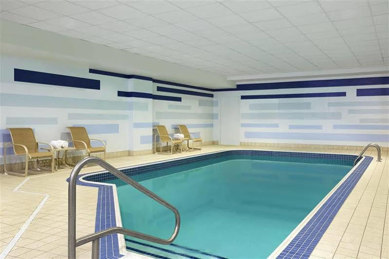 Four Points By Sheraton Kitchener-Waterloo Buitenkant foto