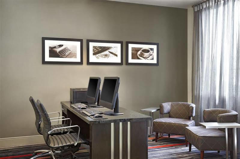 Four Points By Sheraton Kitchener-Waterloo Buitenkant foto