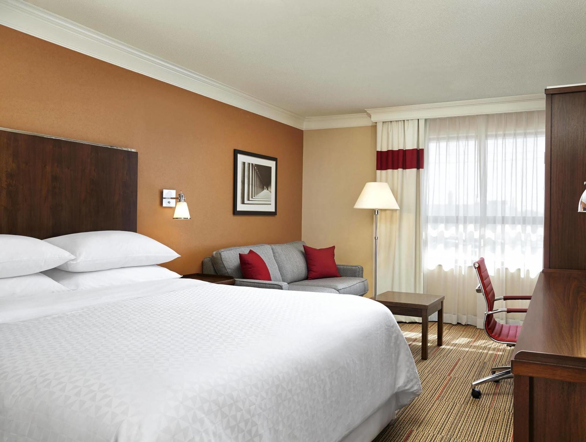 Four Points By Sheraton Kitchener-Waterloo Buitenkant foto